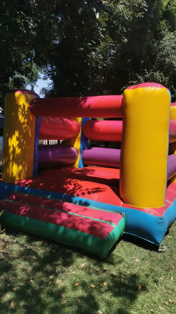 7 - 3mx3m Standard Castle