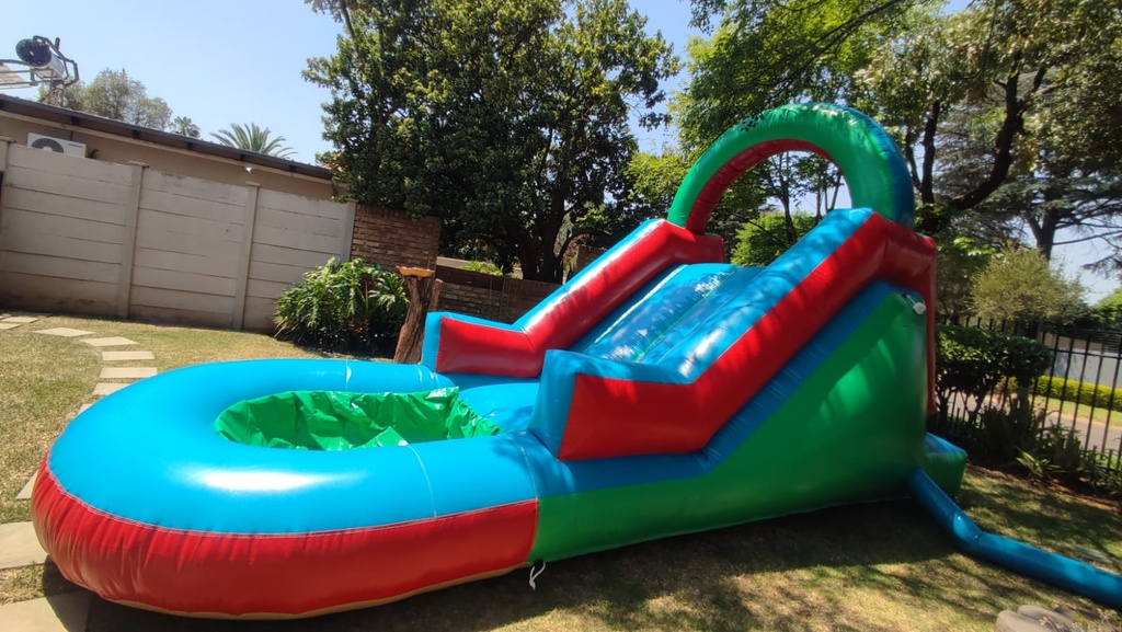 8 - 6mx3m Gladiator Slide