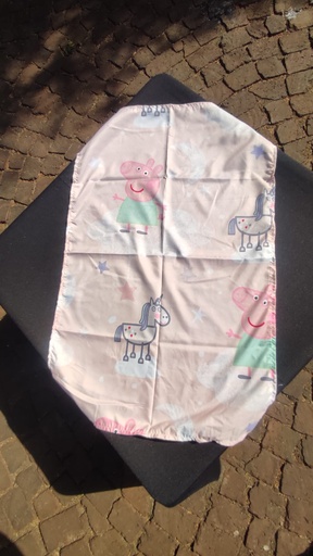 Disney Table Throw - Peppa Pig