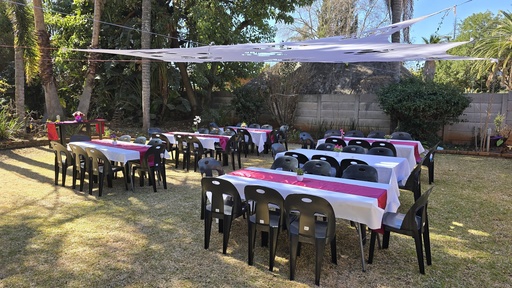 Adult table cloth - white 